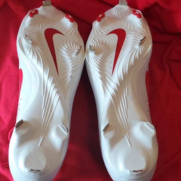 🔥NIKE. Brand New ! Vapor Football Cleats! - Picture 4 of 4